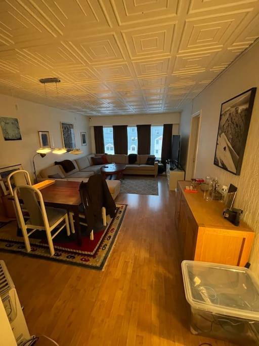 Narvik Sentrum Apartment Bagian luar foto